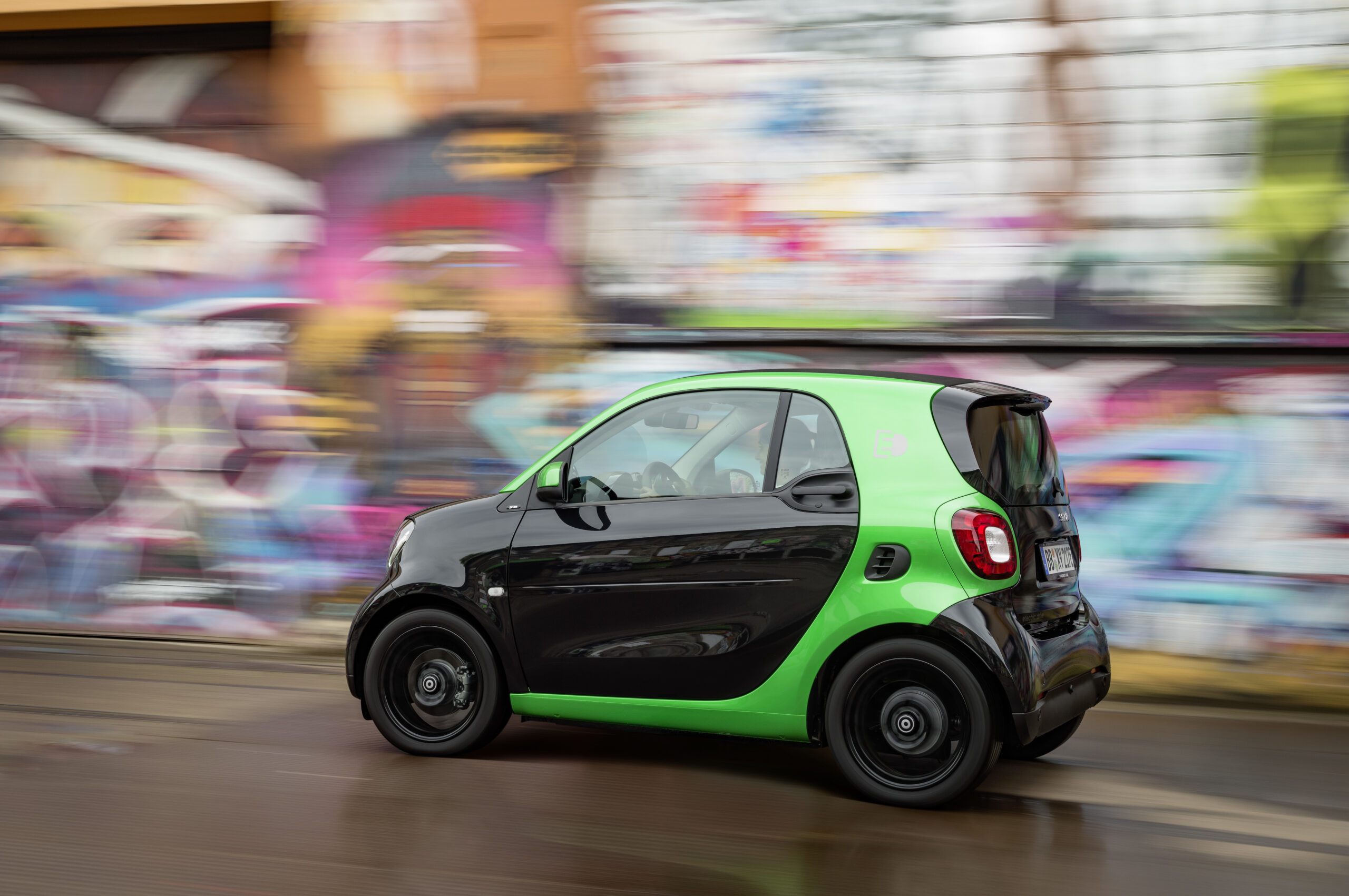World premiere for the fourth generation smart electric drive