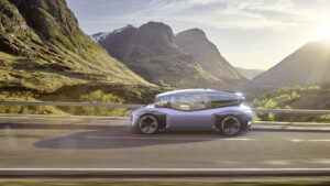 Volkswagen Group präsentiert autonom fahrendes Forschungsfahrzeug bei der Chantilly Arts & Elegance