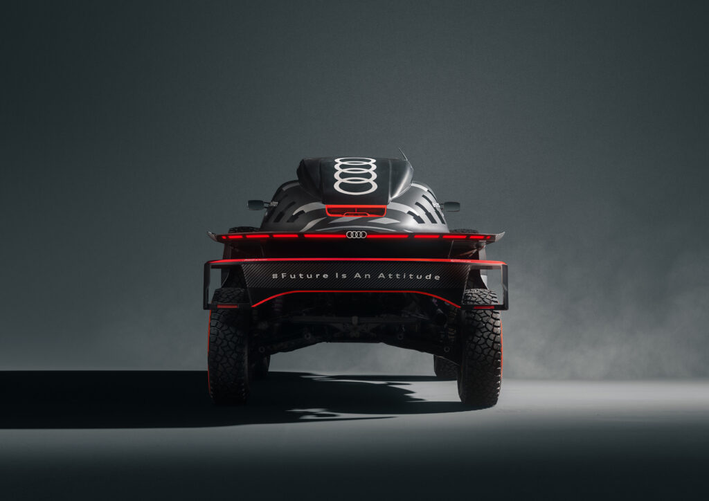 Die Grundlegend neue Karosserie optimiert Gewicht und Luftfluss zeichnen den neunen Audi RS Q e-tron aus.