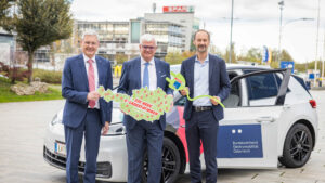 Neun führende heimische Stromversorger und Österreichs größter Lebensmittelhändler SPAR bündeln ihre Kräfte zum Ausbau des E-Ladenetzes für Elektroautos in Österreich.