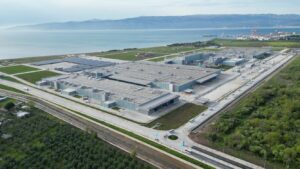 Siro, das Joint Venture von Farasis Energy und dem türkischen Automobilhersteller Togg, startete am 31. März die Produktion am Standort Gemlik in der Türkei.
