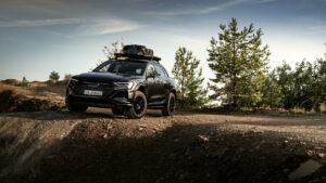 Inspiriert von der weltweit bedeutendsten Wüstenrallye: der Audi Q8 e-tron edition Dakar.