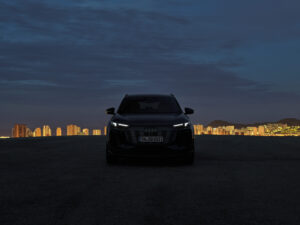 Audi beginnt mit dem Q6 e‑tron nicht nur in der Elektromobilität ein neues Kapitel, sondern auch bei einem wichtigen Teil der Audi DNA: der Lichttechnologie.