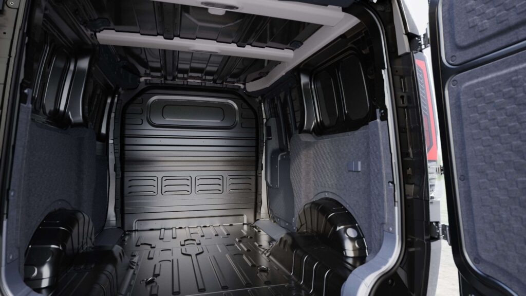 Laderaum des Kia PV5 Cargo mit robuster Verkleidung und großzügigem Stauraum.