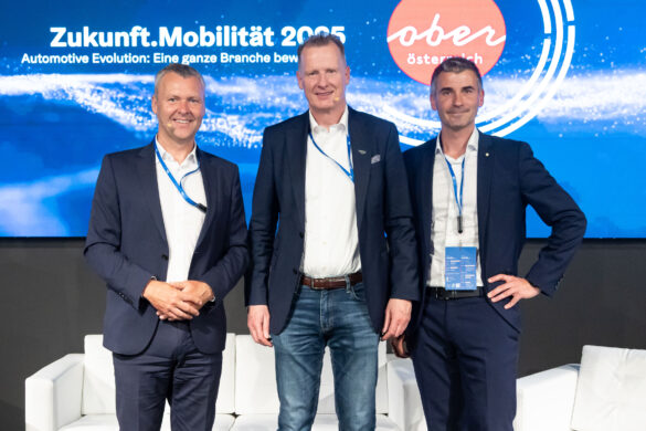 Josef Honeder (BMW Group Werk Steyr), Michael Ruf (SuperPanther), Florian Danmayr (Business Upper Austria)